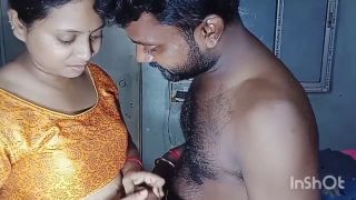 Mature Porn Priya Bhabhi Is Wearing a Very Beautiful Dress and Is Going to Make a New Real Video-1