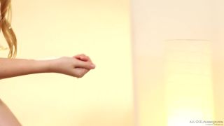 Dillion Harper, Samantha Rone Braless Is Better (Massage porn)-0