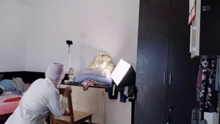 PinkyMadame - Amateur mom has fun trying on clothes and cutting them.-7