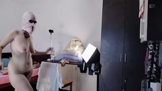 PinkyMadame - Amateur mom has fun trying on clothes and cutting them.-8