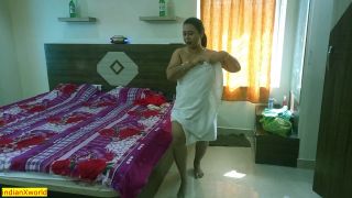 Indian bengali model bhabhi has xxx sex with pizza boy wi...-1