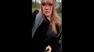 [K2S.CLUB] Lucia_Valeria - BBW Schätzchen schlendert und masturbiert draußen - FullHD 1080P-5