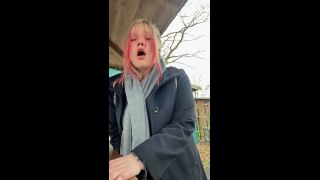 [K2S.CLUB] Lucia_Valeria - BBW Schätzchen schlendert und masturbiert draußen - FullHD 1080P-8