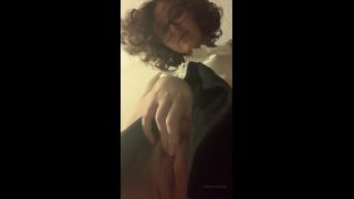 Onlyfans - Leana Lovings - leanalovingsTeasing myself before a small visit to get the nails done - 14-01-2020-5