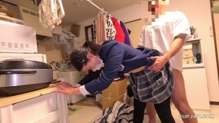 FC2PPV 3179649 本気でヤバいやつ。バレー部のイトコと実家にて親が帰ってくる前に中出ししてしまいました。。-6