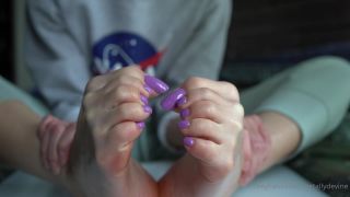 TOETALLYDEVINE - Controlled By Hands And Feet.-1