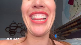 [K2S.CLUB] LinaBlackly - Giantess Swallows Tiny Man w Pussy - FullHD 1080P-5