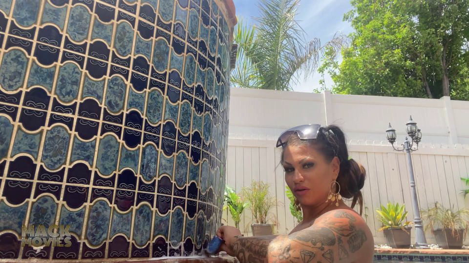 MACKMOVIES - Samantha Mack Solo Series - Poolside Joi.