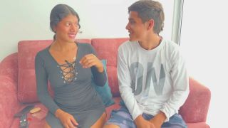 Step Bro mi culona vecina me invita a su casa a ver una película porno y me pide que la folle duro y rico-1