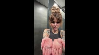 Awlivv (awlivv) Public BJ HJ Onlyfans (Pornstar)-9