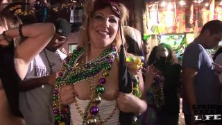 Mardi Gras Partiers BigTits!-1