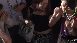 Mardi Gras Partiers BigTits!-3