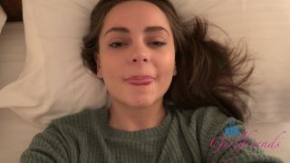 Aften gets a facial-2