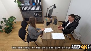 Charlie Dean,Amalia Davis - VIP4K. After meeting this manager I played with my both holes-2