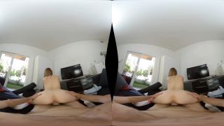 online adult clip 18  / virtual reality / reality-2