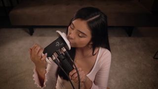 vicoasmr - MASAJE EN TUS OREJAS CON MI LENGUA | Asmr Hot-6