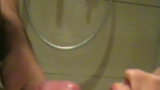 [K2S.CLUB] man4you66 - Haarw?sche und Mundsp?lung mit Pisse - HD 720P-9