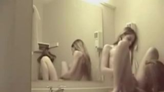 Hidden cam caught lesbian sister's girl-1