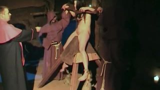 Medieval Inquisition interrogatio medieval inquisition bdsm 02 - die schwarzhaarige beggar wench-5