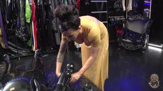 Ein traum in latex 01 (pos 141106) -  domination-4