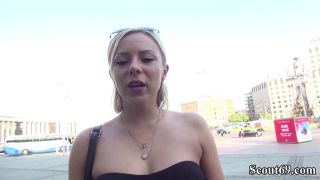 German-Scout - LILLIVANILLI MIT MEGA TITTEN BEI CASTING OHNE GUMMI GEFICKT - Deutsch Porn-1