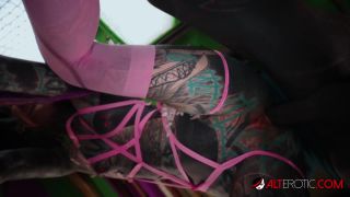 Alt Erotic 21 06 28 Anuskatzz Wearing Sexy Pink Harness While Fucking XXX 1080p MP4 - GAPFi LL - Anuskatzz-5