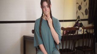 [ManyVids] Longhairluna Manyvids.21.06.23.Longhairluna.Come.Get.Your.Spanking -7