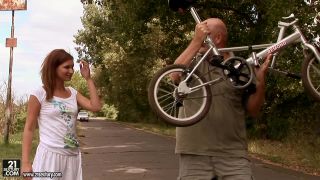 GrandpasFuckTeens FixmybikeandIllfixyouafter s01 KimKay 1080p (mp4)-0