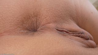 InTheCrack E(2011) Ellie Luna Provence XXX 1080p MP4-NBQ [1080p]-0