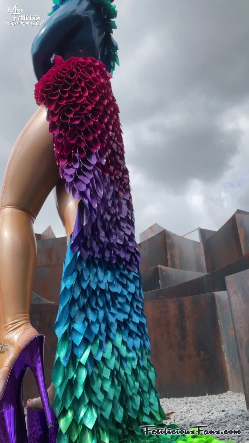 Latex Peacock Tail Quick View Porn - New Sex Videos Online
