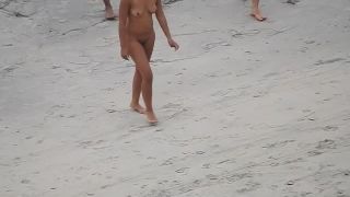 Nude beach, amateur girl shows tits and pussy - voyeur - voyeur amateur young adolescent girls-0