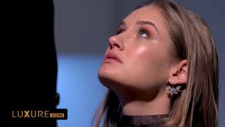 7143 He Shares his Wife with another Man Luxure 1080p-2