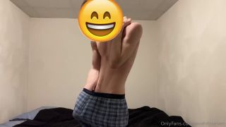 WowItsSeven - 18 Year Old Shows Off Muscles-0
