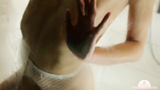 Nikki Kitten / Nikki's Bath Time Cock Play! Quick View Po...-9