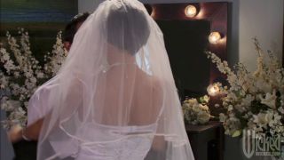 Video Dylan Ryder Mad Love 720p HD-1