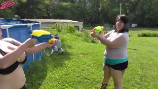 Lily Belle, Sarah Rae - Squirt Gun Fight - Handpicked Jerk - Off Instruction - Stroking-0