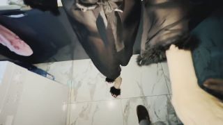 Sexalkash - Тёща схватила меня за член и пришлось её трахнуть пока жены не было дома! С реальными разговорами!-2