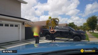 Elizabeth Skylar - Fucks Mechanic To Get Back At Ex - Husband HD 720p - Natural tits-1