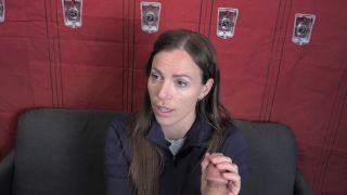 yogabella Gym Teacher Helps Two Boys-2