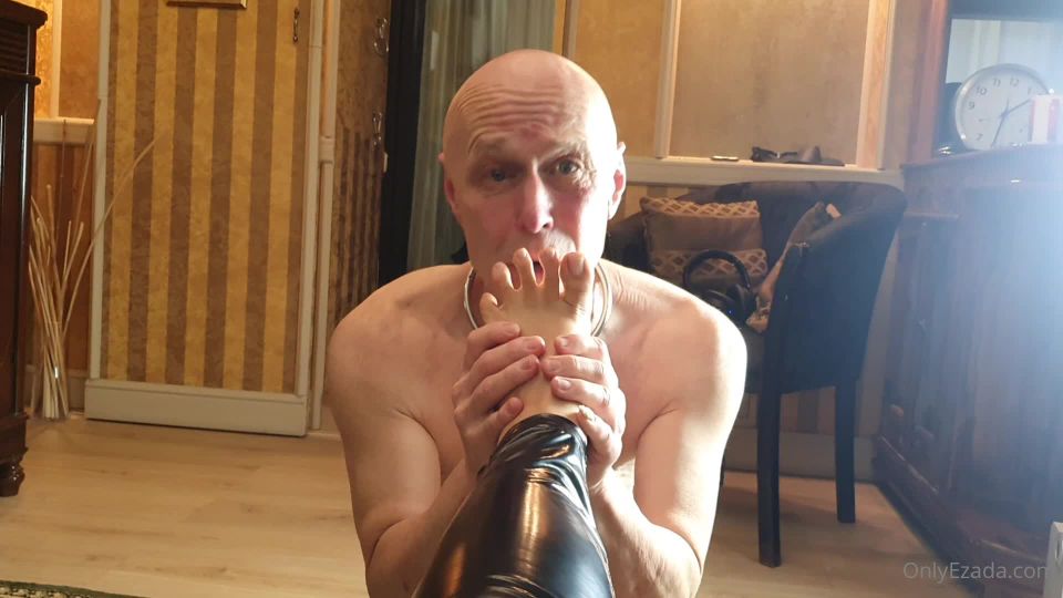Ezada Sinn - ezada EzadaEzadarium is such a powerful training tool This is from a private play I had with sit som - 14-12-2020 - Onlyfans