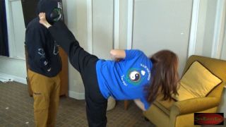 [K2S.CLUB] Sexiravenrae - Raven Rae - A Few Good Kicks To The Head - HD 1280P-9