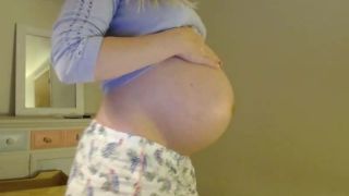 7165 Pregnant woman 13-0