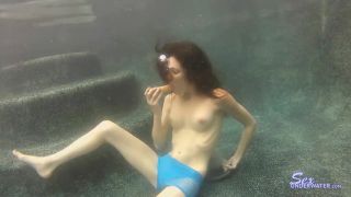 SexUnderwater e0565 Monica Sexxxton UW Model Training (mp4)-4