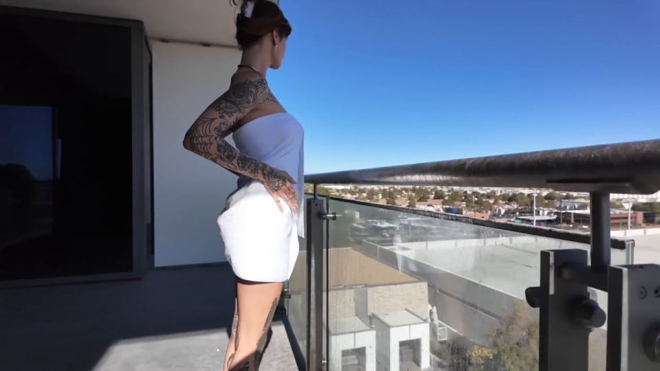 [K2S.CLUB] SallyDinosaur - Pussy Stretching nach dem Fitnessstudio - HD 720P