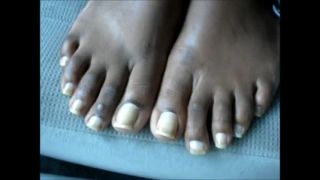 free video 20 Hood milf clear toenails - ebony feet - public big black butt porn-2