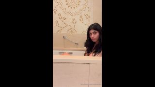Mia Khalifa Solo Show - Big Tits in the Bathtub 404P SD-5
