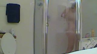 Chubby girl spied in a thorough shower BBW!-6