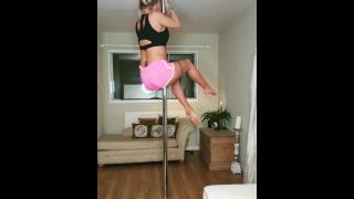 LouLou Petite Louloupetite - pole dancing video building my strength up in my tight lil shorts 23-03-2018-0
