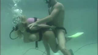 SexUnderwater e0263 Scuba Holly (mp4)-7