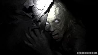 Walking zombies Sex Clip Video Porn Download Mp4-8